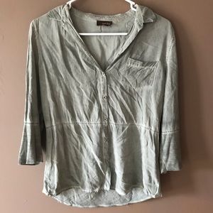 Crosby; sage button down 3/4 length shirt (small)